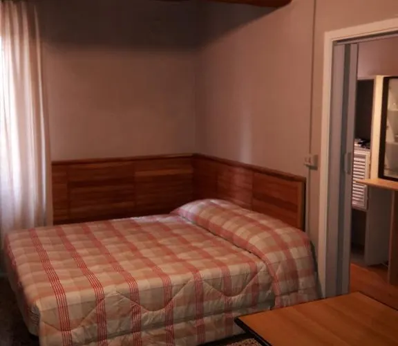 Dosso Al Porto Lantgård Rolo